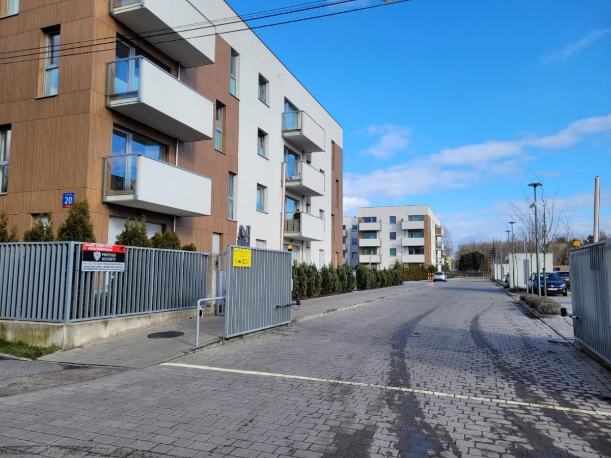14 Apartament Ptak Szpital Kopernika Szpital Matki Polki Mandoria Orientarium Atlas Arena Plac Zabaw - Zamojska 20A M14 Parking Bezplatny Lodz  Exterior photo